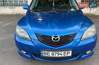 Mazda 3  2005