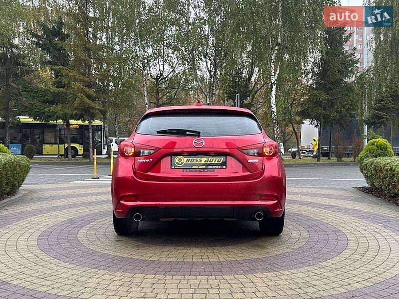 Хэтчбек Mazda 3 2017 в Львове