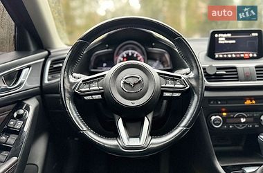Хэтчбек Mazda 3 2017 в Львове