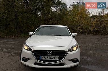 Mazda 3  2018