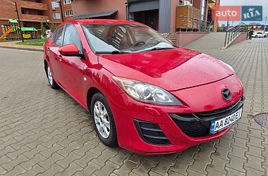 Mazda 3  2011