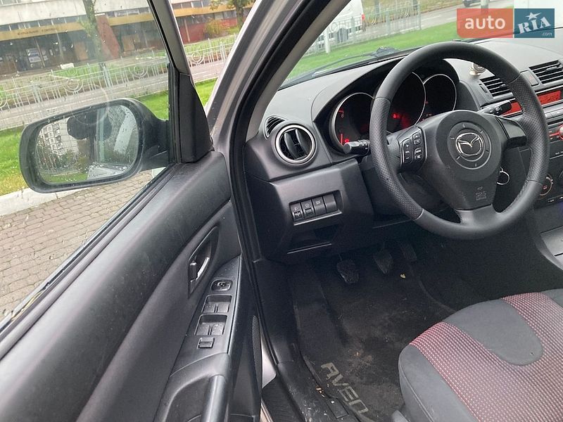 Хетчбек Mazda 3 2006 в Києві