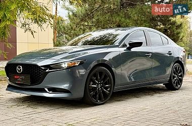 Mazda 3  2023
