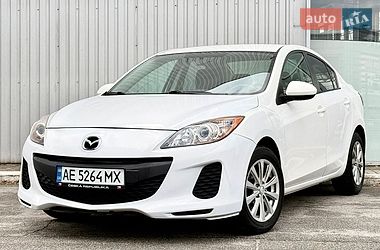 Mazda 3  2013