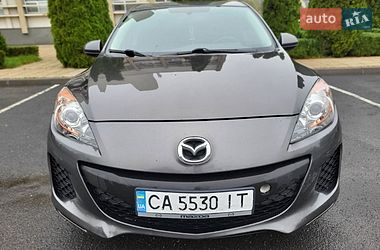 Mazda 3  2011