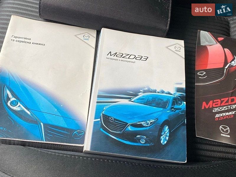 Седан Mazda 3 2015 в Києві