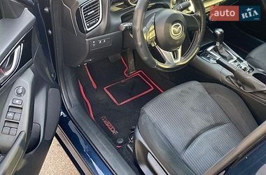 Седан Mazda 3 2015 в Києві