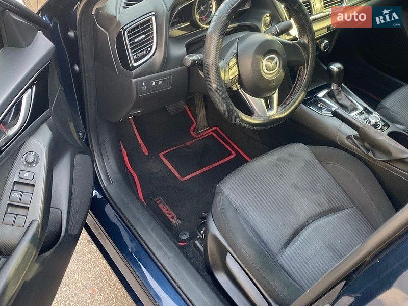 Седан Mazda 3 2015 в Києві