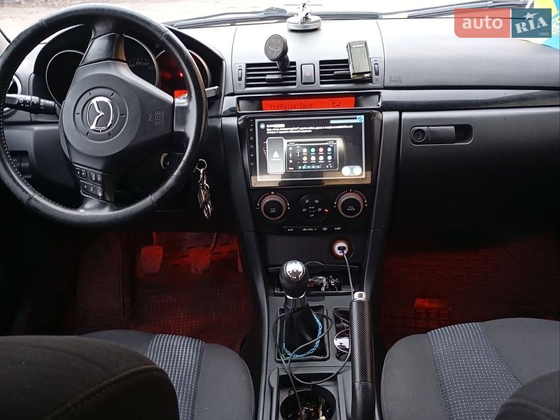 Седан Mazda 3 2005 в Кривому Розі
