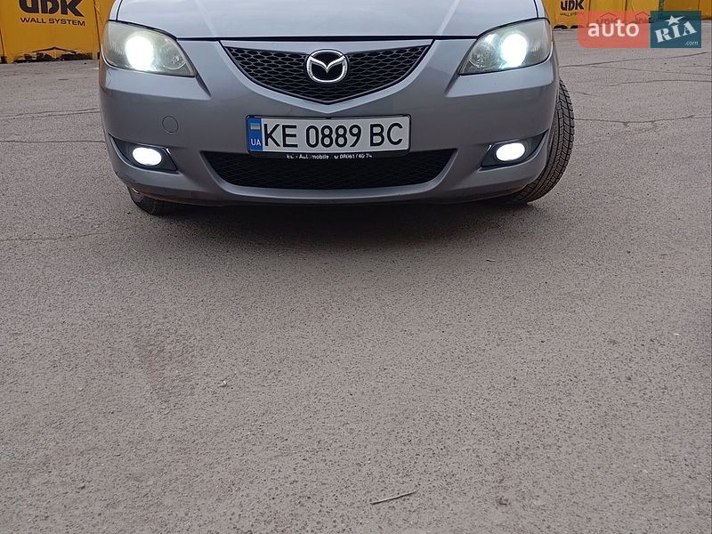 Седан Mazda 3 2005 в Кривому Розі