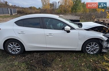 Mazda 3  2017