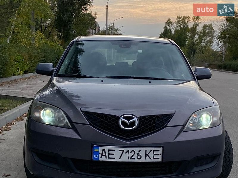 Хэтчбек Mazda 3 2006 в Каменском