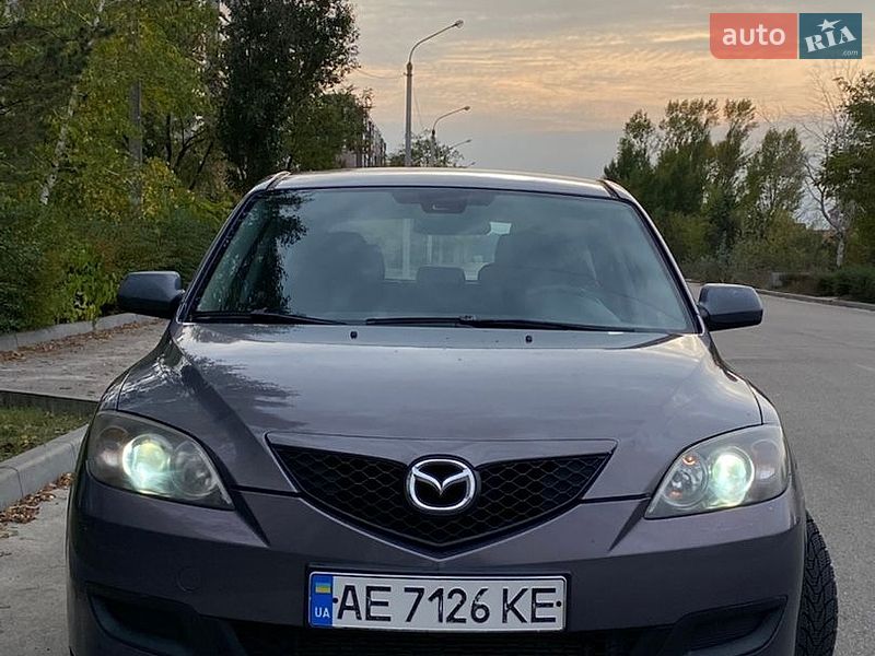 Хэтчбек Mazda 3 2006 в Каменском
