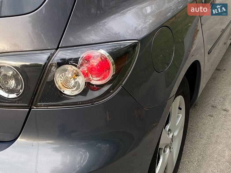 Хэтчбек Mazda 3 2006 в Каменском