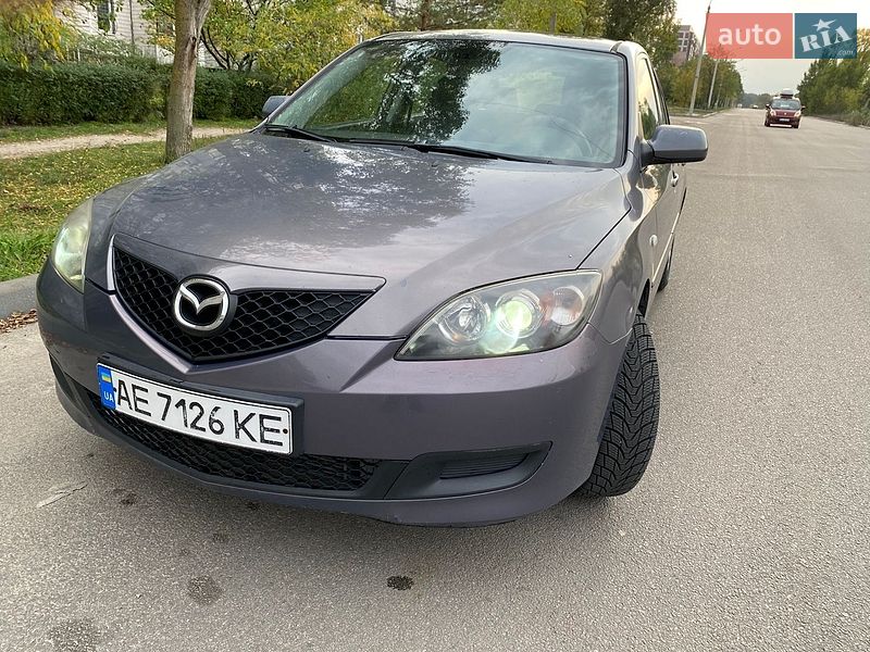 Хэтчбек Mazda 3 2006 в Каменском