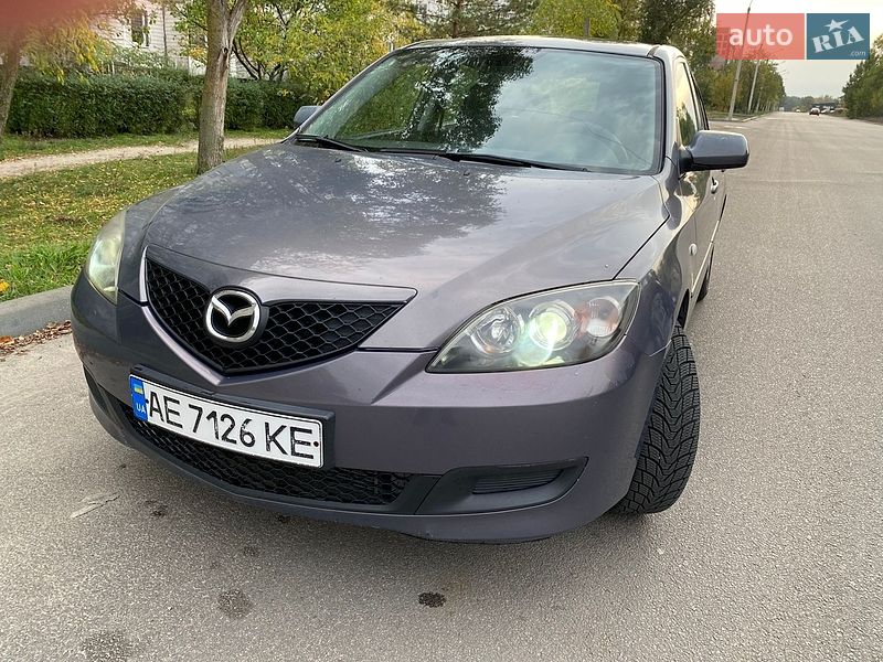 Хэтчбек Mazda 3 2006 в Каменском