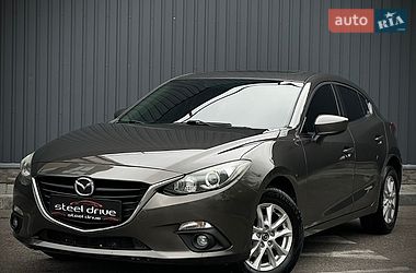 Mazda 3  2015