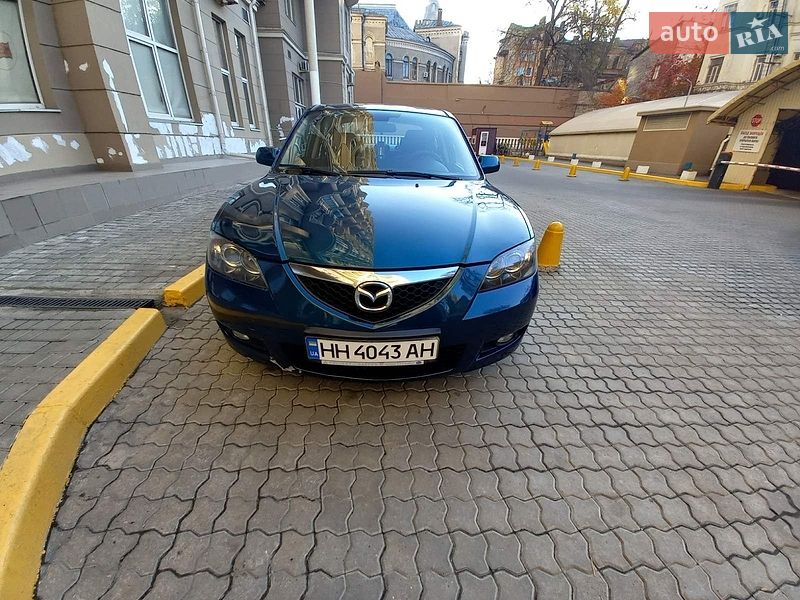Седан Mazda 3 2006 в Одессе