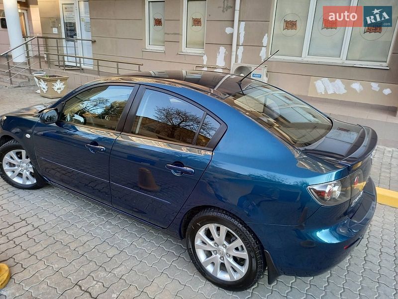 Седан Mazda 3 2006 в Одессе
