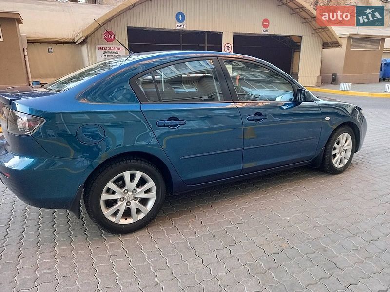 Седан Mazda 3 2006 в Одессе