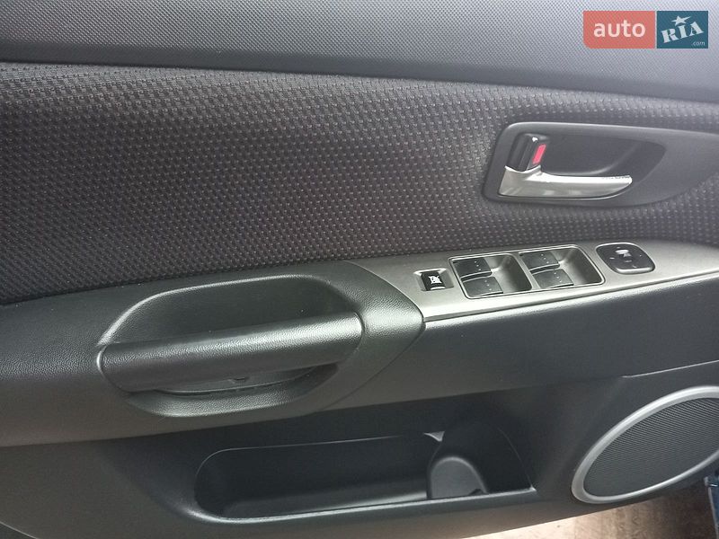 Седан Mazda 3 2006 в Одессе
