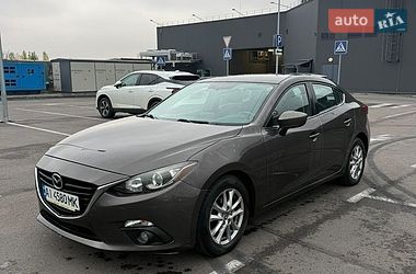 Седан Mazda 3 2016 в Боярке