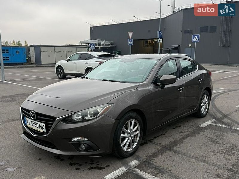 Седан Mazda 3 2016 в Боярке
