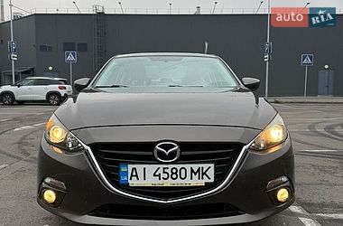Седан Mazda 3 2016 в Боярке