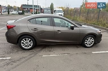 Седан Mazda 3 2016 в Боярке