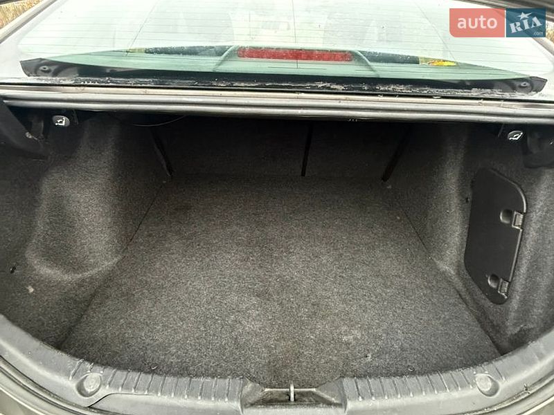 Седан Mazda 3 2016 в Боярке