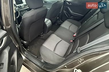 Седан Mazda 3 2016 в Боярке