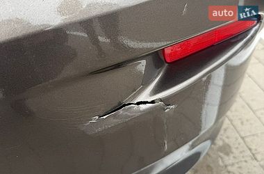 Седан Mazda 3 2016 в Боярке