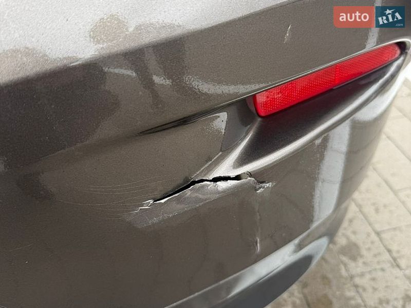 Седан Mazda 3 2016 в Боярке