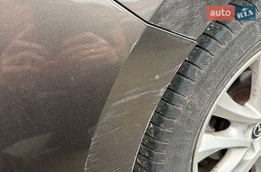 Седан Mazda 3 2016 в Боярке