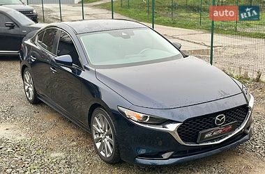 Седан Mazda 3 2019 в Івано-Франківську