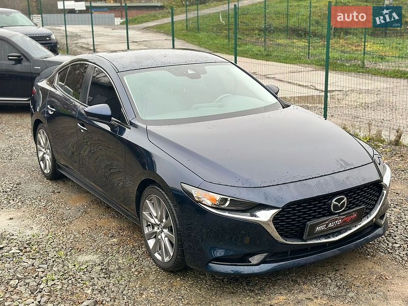 Седан Mazda 3 2019 в Івано-Франківську