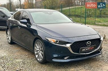 Седан Mazda 3 2019 в Івано-Франківську