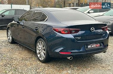 Седан Mazda 3 2019 в Івано-Франківську