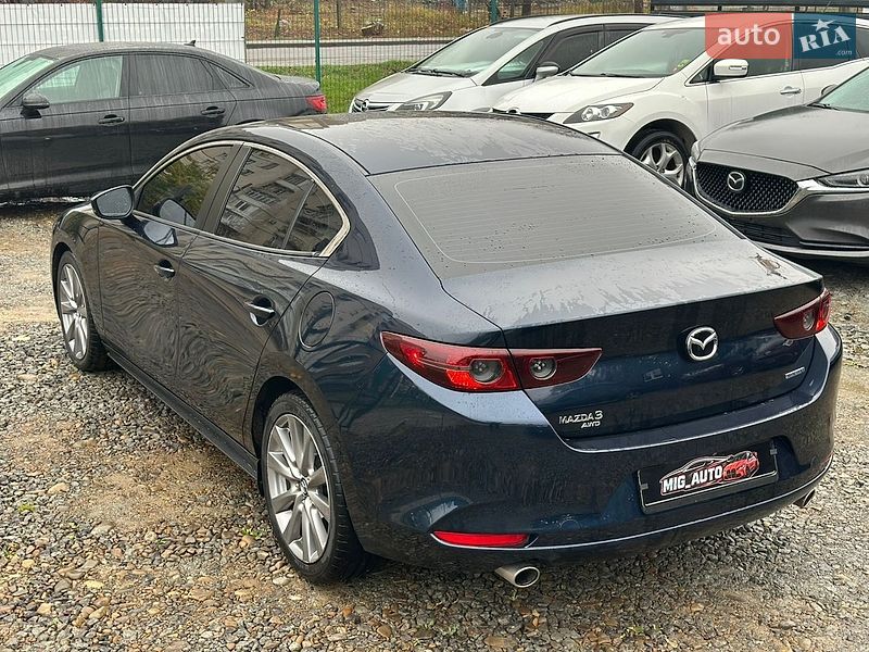 Седан Mazda 3 2019 в Івано-Франківську