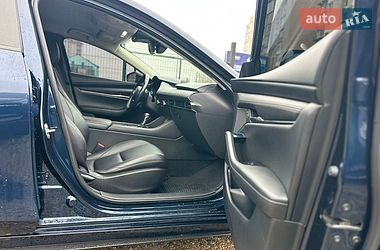 Седан Mazda 3 2019 в Івано-Франківську