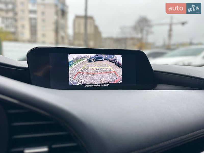 Седан Mazda 3 2019 в Івано-Франківську