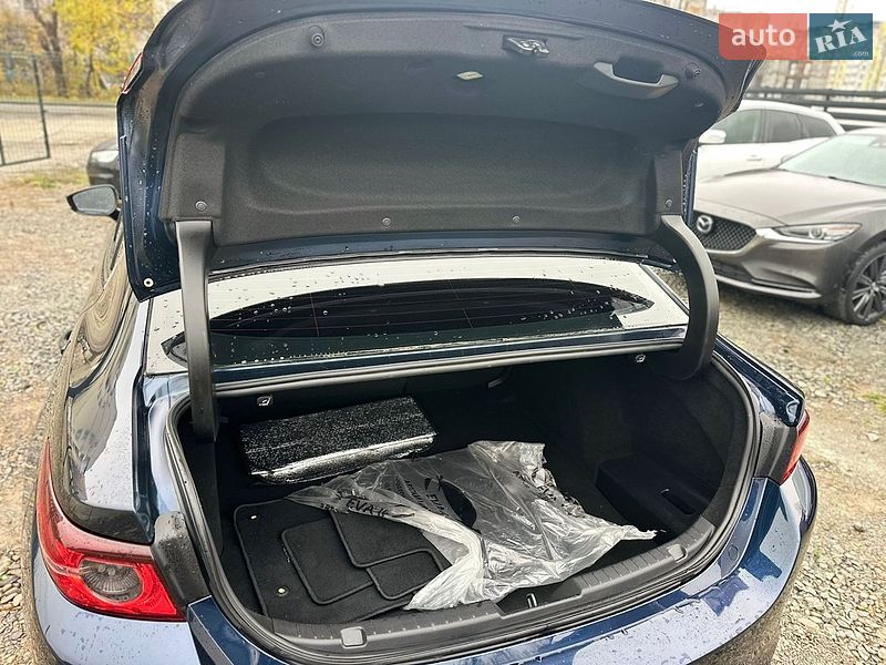 Седан Mazda 3 2019 в Івано-Франківську