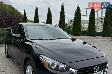 Mazda 3  2017