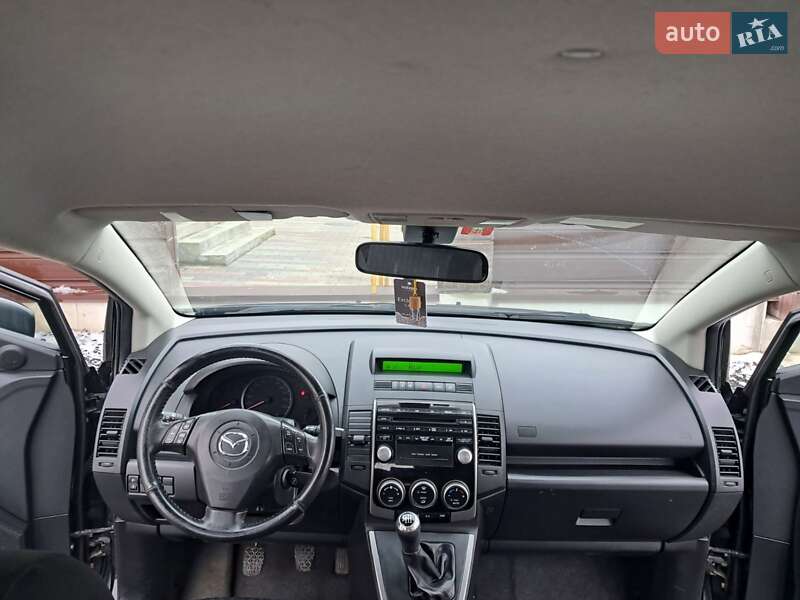 Минивэн Mazda 5 2010 в Луцке