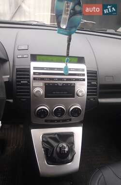 Mazda 5  2006