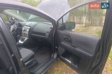 Mazda 5  2006
