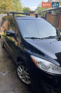 Mazda 5  2015
