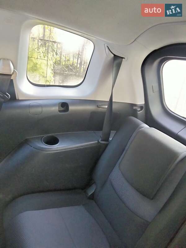 Минивэн Mazda 5 2005 в Львове