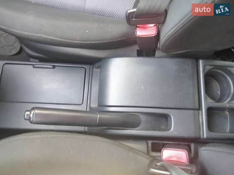 Минивэн Mazda 5 2005 в Львове