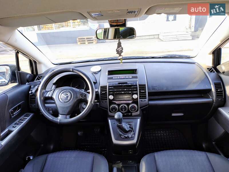 Минивэн Mazda 5 2010 в Луцке